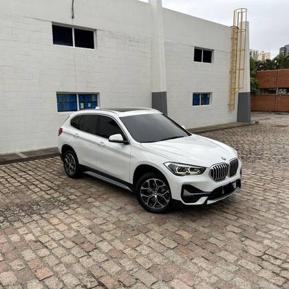 BMW X1 2.0 16V TURBO ACTIVEFLEX SDRIVE20I X-LINE 4P AUTOMÁTICO BMW X1 2.0 16V TURBO ACTIVEFLEX SDRIVE20I X-LINE 4P AUTOMÁTICO